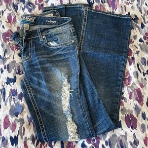 Refuge denim size 4R, heavy distress